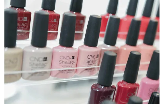 CND Shellac
